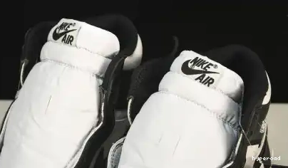 Hyperoad AIR 1 High Retro 85 JORDAN NIKE Black White 0518